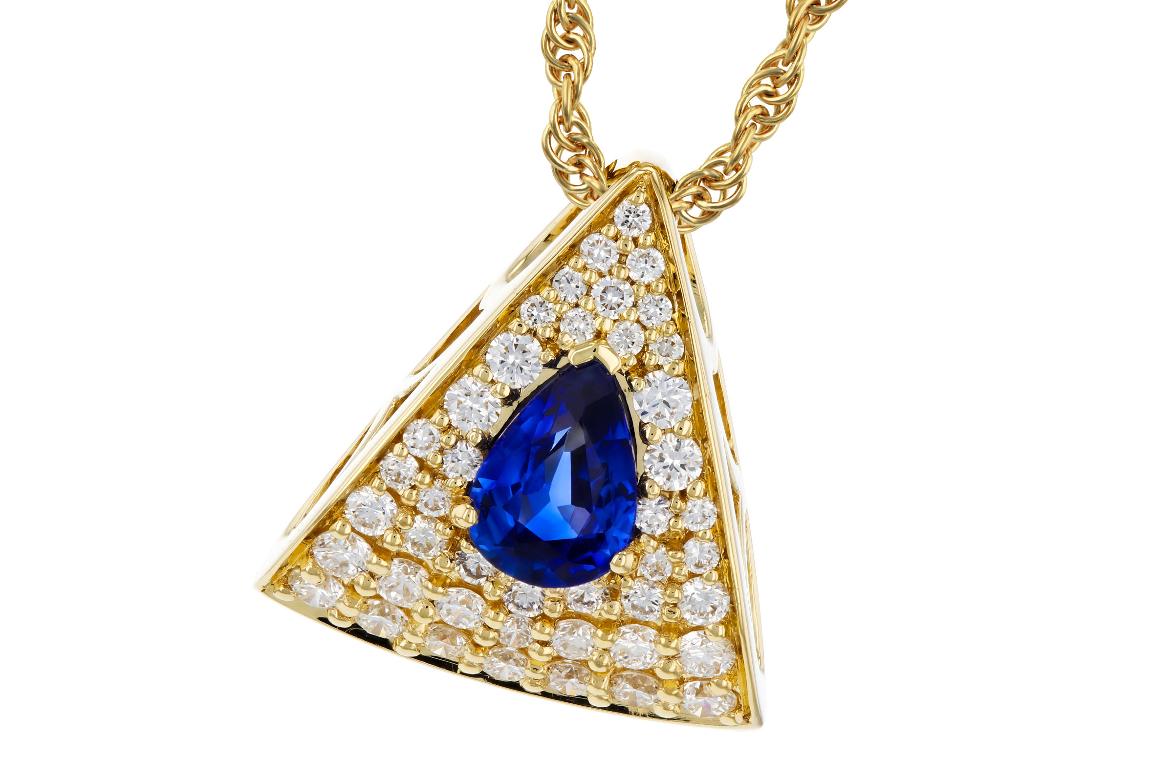 A321-02534: NECKLACE .51 SAPPHIRE .85 TGW (6x4MM SA)