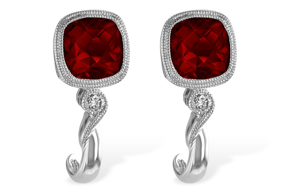 C229-26170: EARRINGS 2.36 GARNET 2.40 TGW