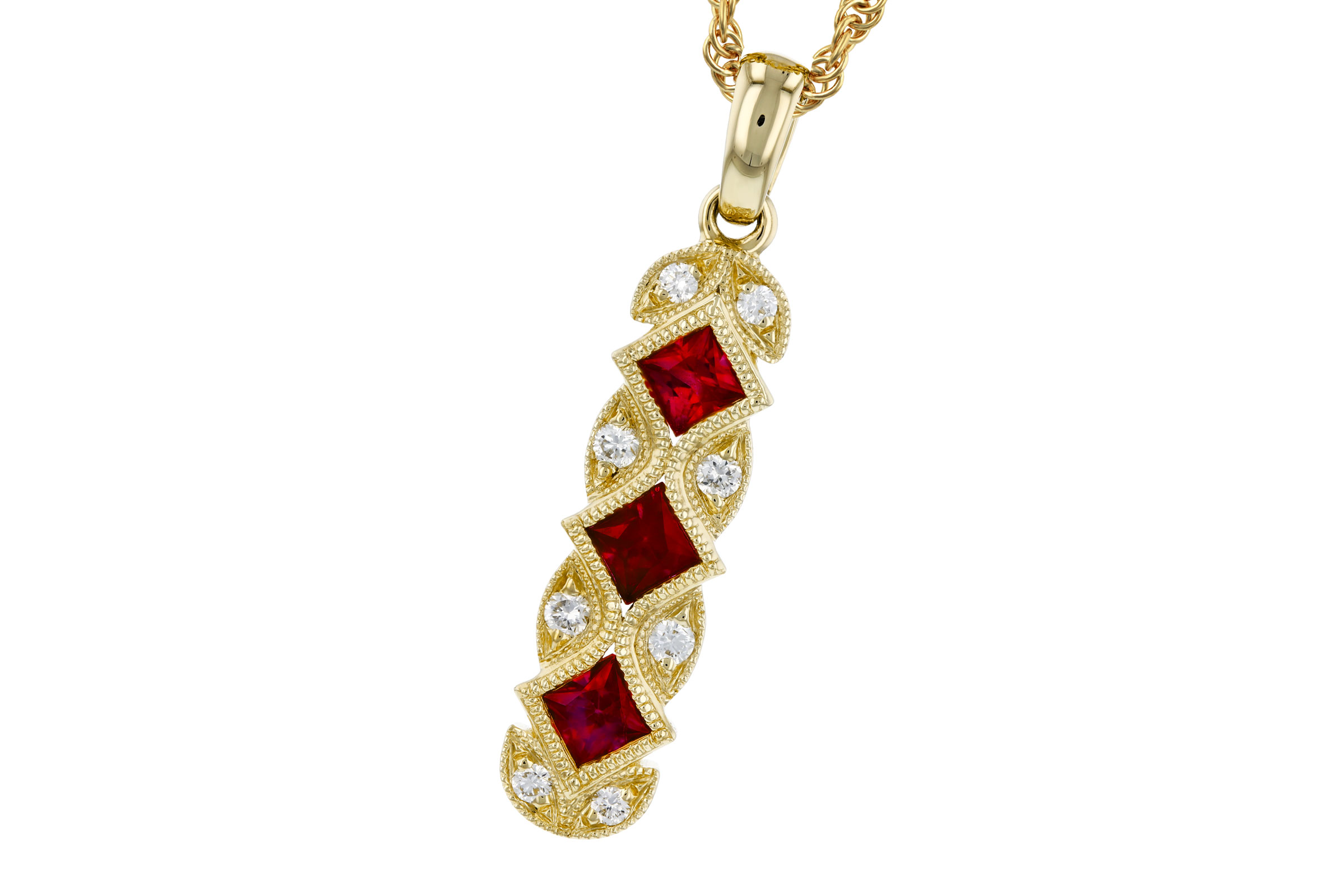 C321-01588: NECKLACE .55 TW RUBY .64 TGW