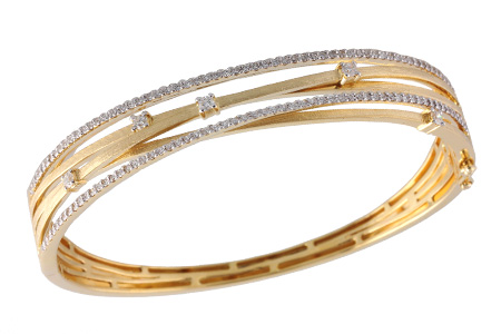 D231-00679: BANGLE BRACELET .91 TW