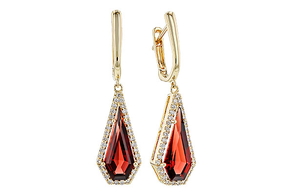 E319-20679: EARR 3.16 TW GARNET 3.40 TGW